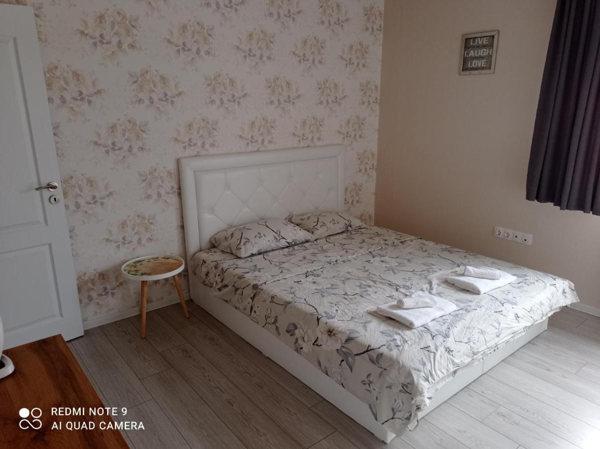 Уютна Къща Appartement Sliven Buitenkant foto
